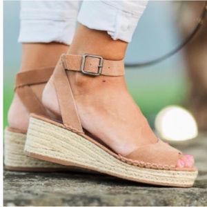 Steve Madden Tan Suede Leather Espadrille 9